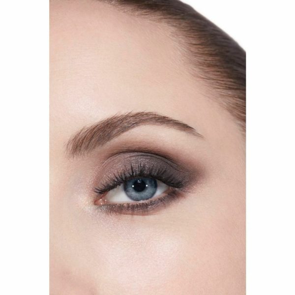 3145891643220-6-chanel-les-4-ombres-322-blurry-grey-2-g.jpg