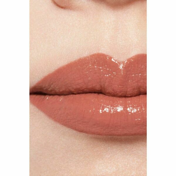 3145891650624-4-chanel-rouge-allure-laque-62-still-5,5-ml.jpg