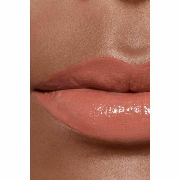 3145891650624-5-chanel-rouge-allure-laque-62-still-5,5-ml.jpg