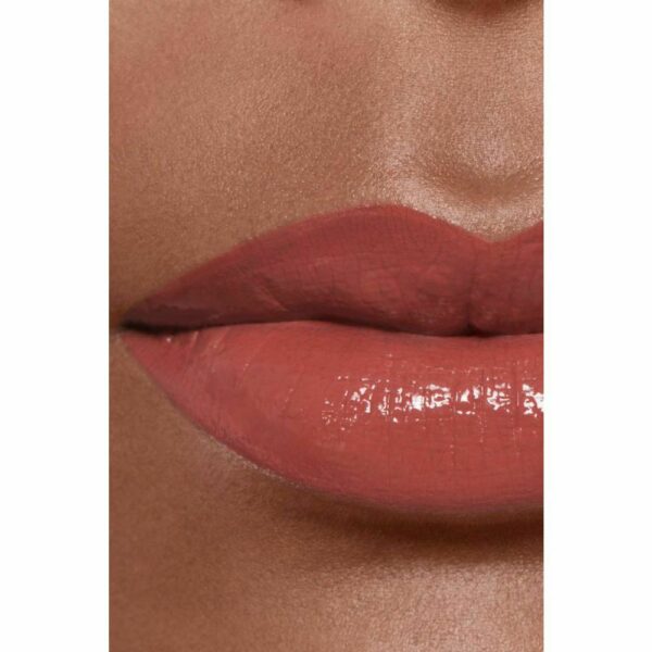 3145891650631-5-chanel-rouge-allure-laque-63-ultimate-5,5-ml.jpg