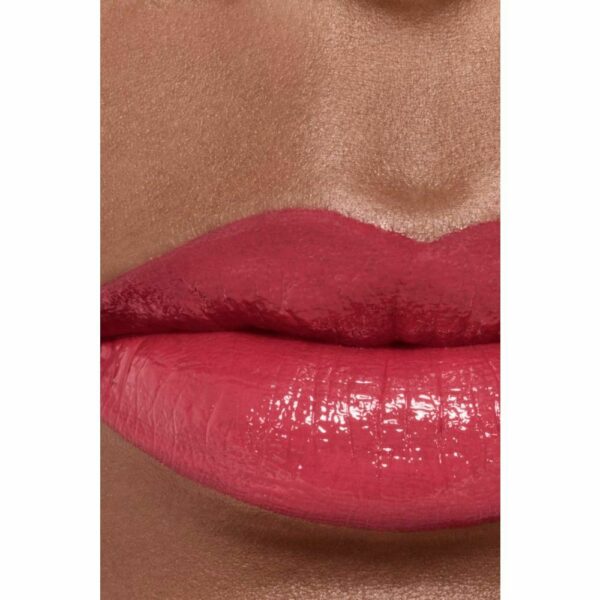 3145891650648-5-chanel-rouge-allure-laque-64-exigence-5,5-ml.jpg