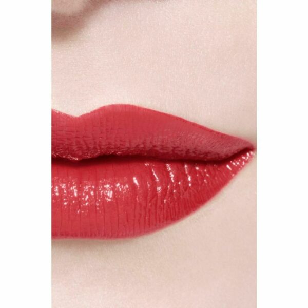 3145891650655-6-chanel-rouge-allure-laque-65-imperturbable-5,5-ml.jpg
