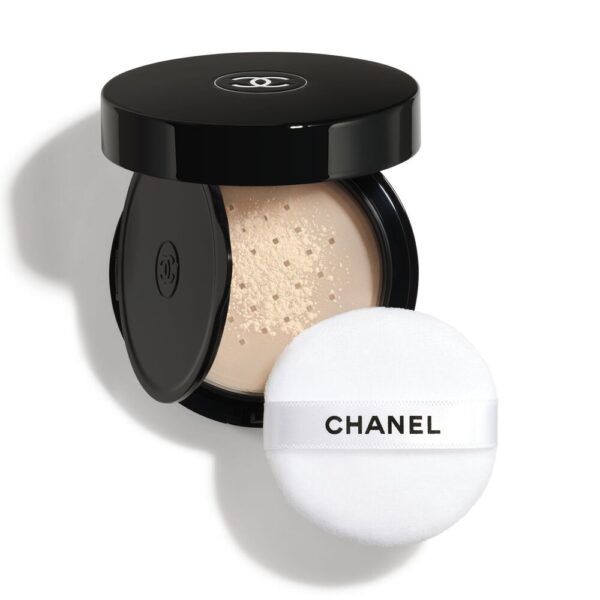 CHANEL Poudre Universelle Libre Natural Finish Loose Powder. On-The-Go Format 30 Medium 6 g