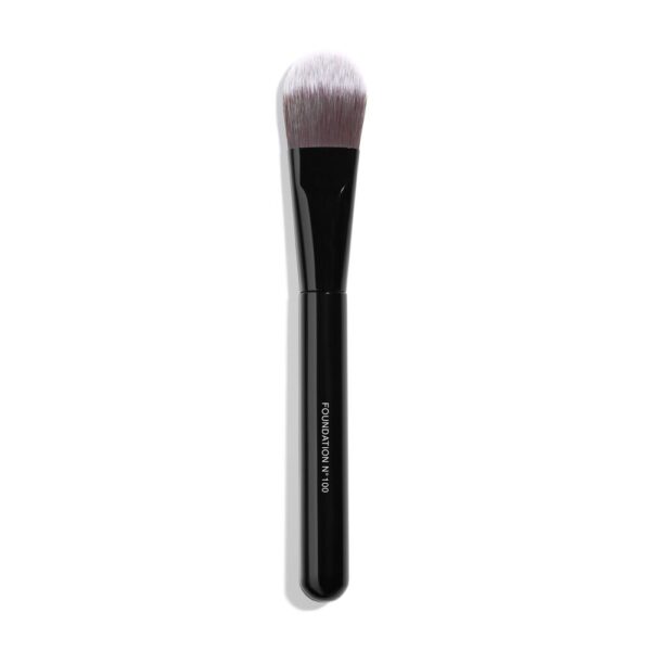 CHANEL Foundation Brush N°100